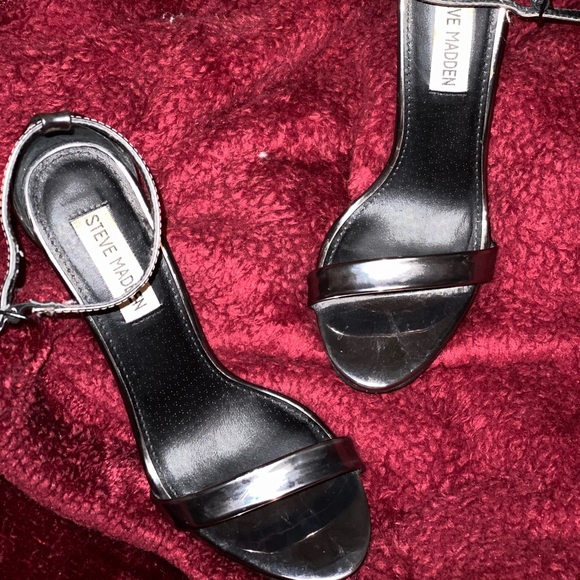Steve Madden High Heels (metallic) - Picture 3 of 5